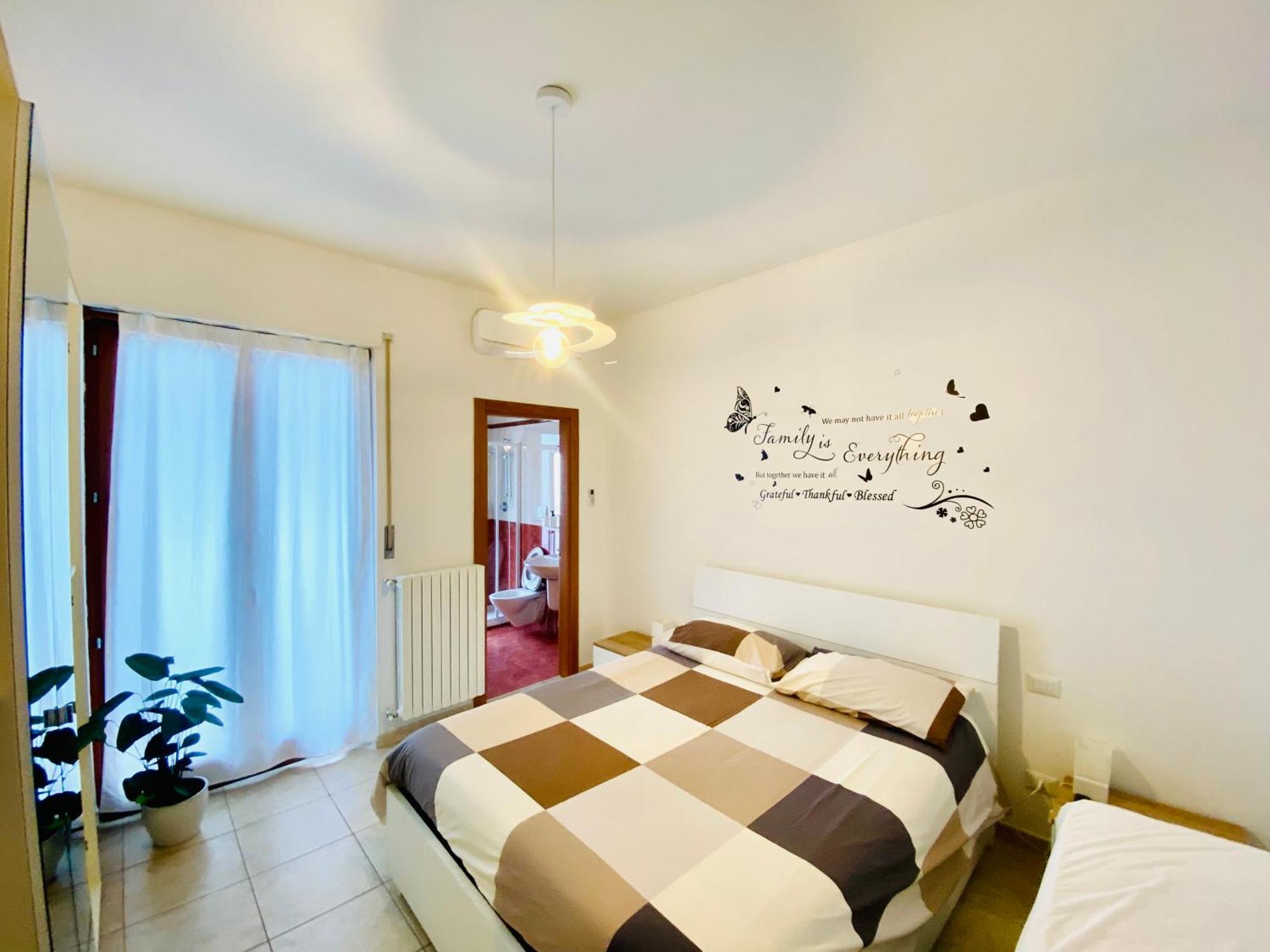 Lucky'S House Apartment Noicattaro Luaran gambar